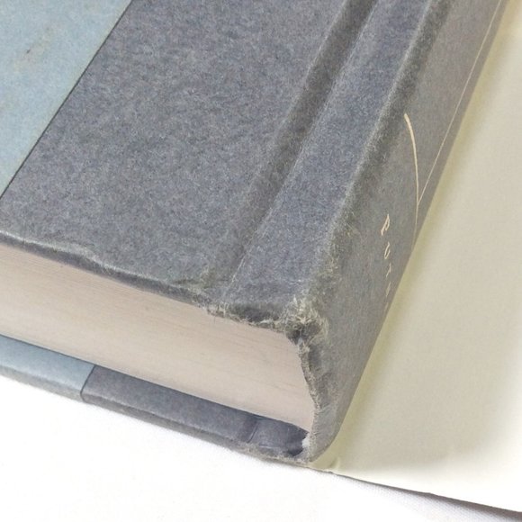 Nora Roberts - Three Fates - Signed Copy - First Edition -2002 - Hard Cover - Picture 9 of 16